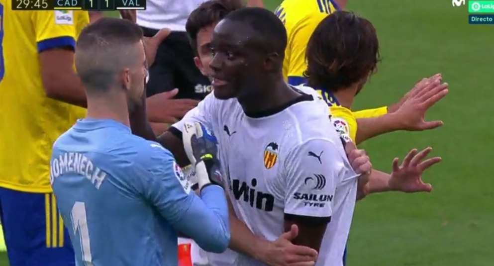 Racizëm në LaLiga ndaj Diakhaby, Valencia braktis ndeshjen valencia