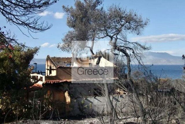 Greqi/ Dita e tretë e ‘luftës’ me flakët, mijëra hektar pyje të djegura, shkrumbohen banesat 4 60a67ffd53198 640x427 1