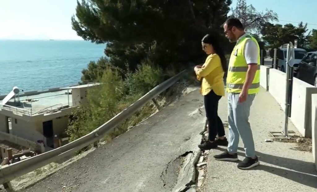 Ministrja Belinda Balluku inspekton rrugen e shembur ne Vlore