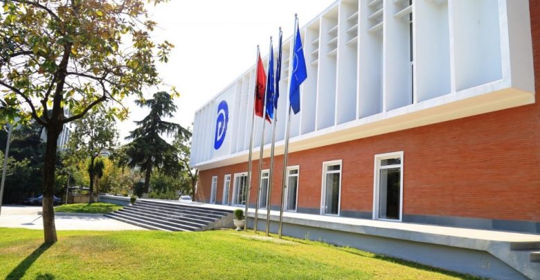 Mblidhet sot Kryesia e PD, pritet zyrtarizimi i 9 kandidaturave për kryetar partie Partia Demokratike 3 1024x682 780x405 1