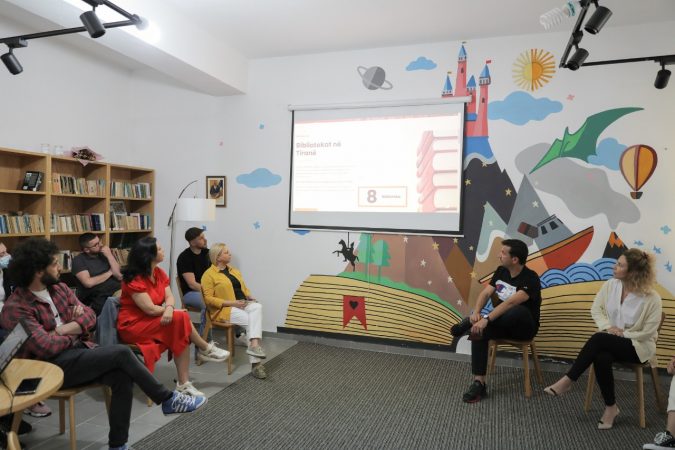 Bashkia e Tiranës prezanton uebsajtin e ri për bibliotekat e lagjeve, Veliaj: Shumë prej hapësirave do t’i kthejmë në qendra rinore WhatsApp Image 2021 05 21 at 2.49.13 PM 675x450 1