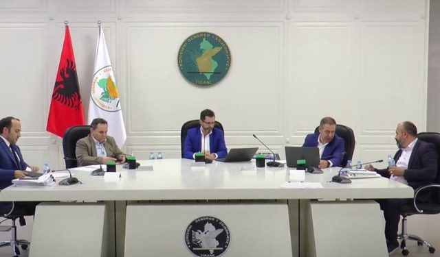 KAS pranon kërkesën e LSI për rinumërim votash në 108 kuti votimi në Durrës, ja kur nis numërimi kas 4 640x375 1