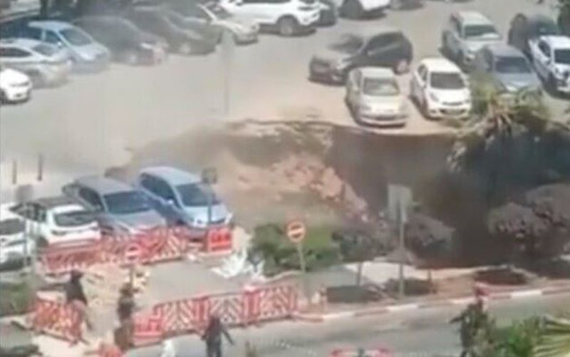 Video virale/ Gropa gjigande shfaqet në parkingun e spitalit, shihni pamjet e rënda 800 0 60bf5deb3623b