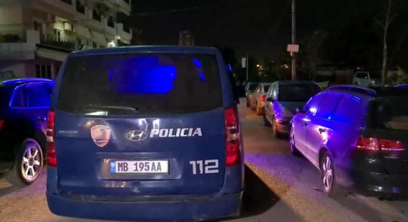 Si filloi sherri mes pronarëve të dy hoteleve në Velipojë, gazetari i njohur jep detajet e rëndësishme 800 0 60d82c7d32bc4