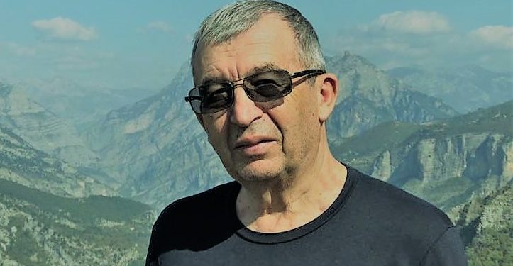 Çapajev Gjokutaj / Sa më luksoze makina, aq më arrogant shoferi e aq më i pafuqishëm shteti Capajev Gjokutaj