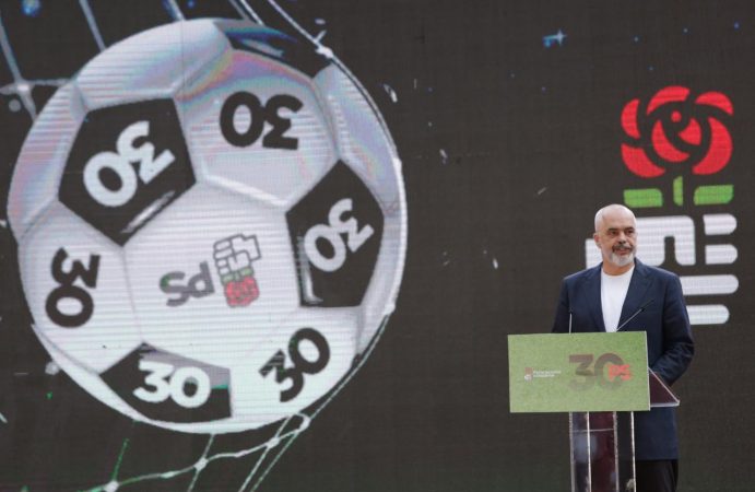 Duhet të çlirojmë sektorin publik nga parazitë”, Rama paralajmëron: Ta shpëtojmë vendin nga punësimet në shtet jashtë konkurrencës e meritës Rama 5