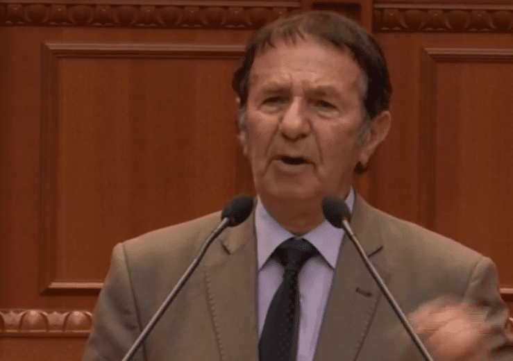 Selami Janishehri bën gafën e radhës: Do t’i dalim zot nipërve dhe mbesave tonë pensionistë Screenshot 19 4