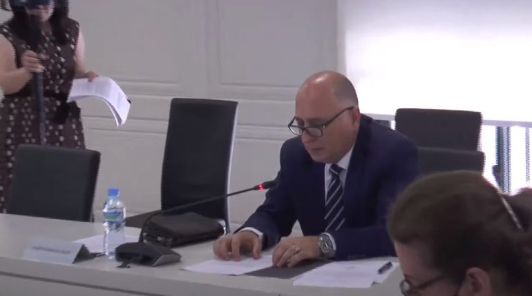 Shtyhet seanca në KQZ, avokati i kryebashkiakut të Mallakastrës: Dua një mbrojtje efektive duke paraqitur provat Screenshot 3 48 770x429 1