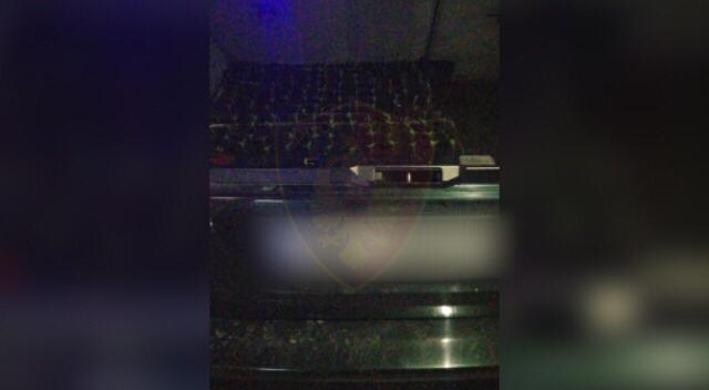 Policët rrugorë vunë re lëvizjet e dyshimta, ja çfarë u gjet në bagazhin e makinës WhatsApp Image 2021 06 25 at 13.37.04