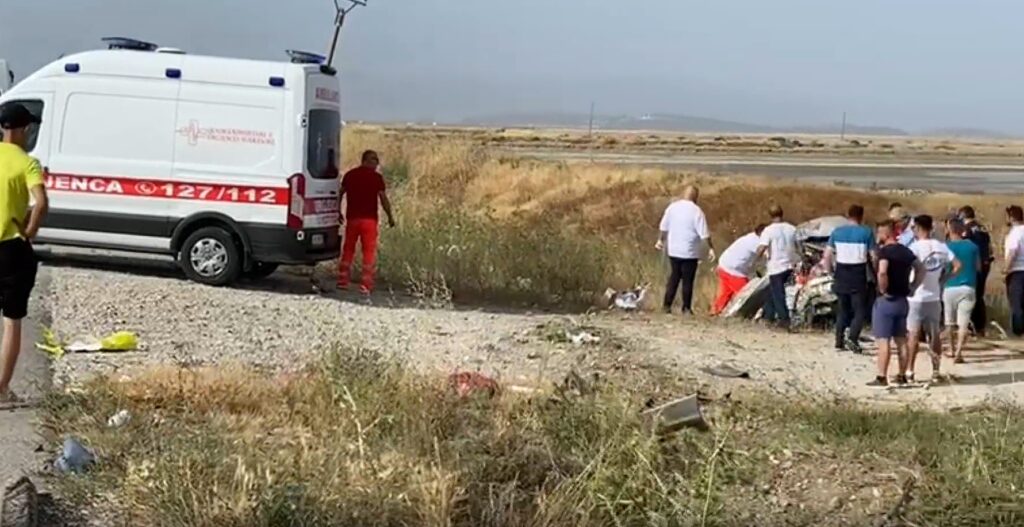 Aksidenti tragjik, policia konfirmon tre viktima aksidenti okok