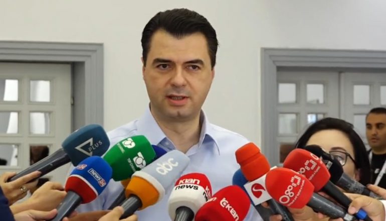 “Peshku qelbet nga koka”, Basha: Boll akuzuat njerëzit për të keqen që ka plasur kudo! basha vota 770x440 1
