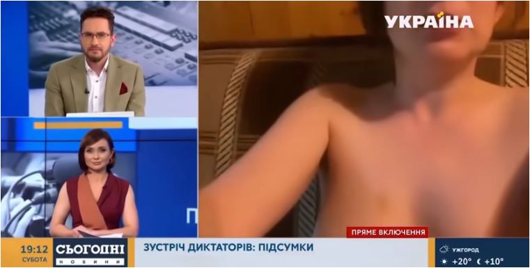 VIDEO/ ‘Vështirësi’ teknike gjatë emisionit: Gruaja diplomatit rus shfaqet e zhveshur padashje gjatë intervistës dashura