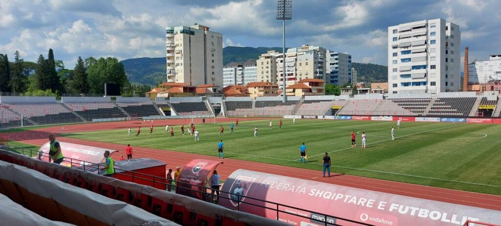 Flamurtari humb finalen me Tërbunin dhe bie në Kategorinë e Dytë flamurtari