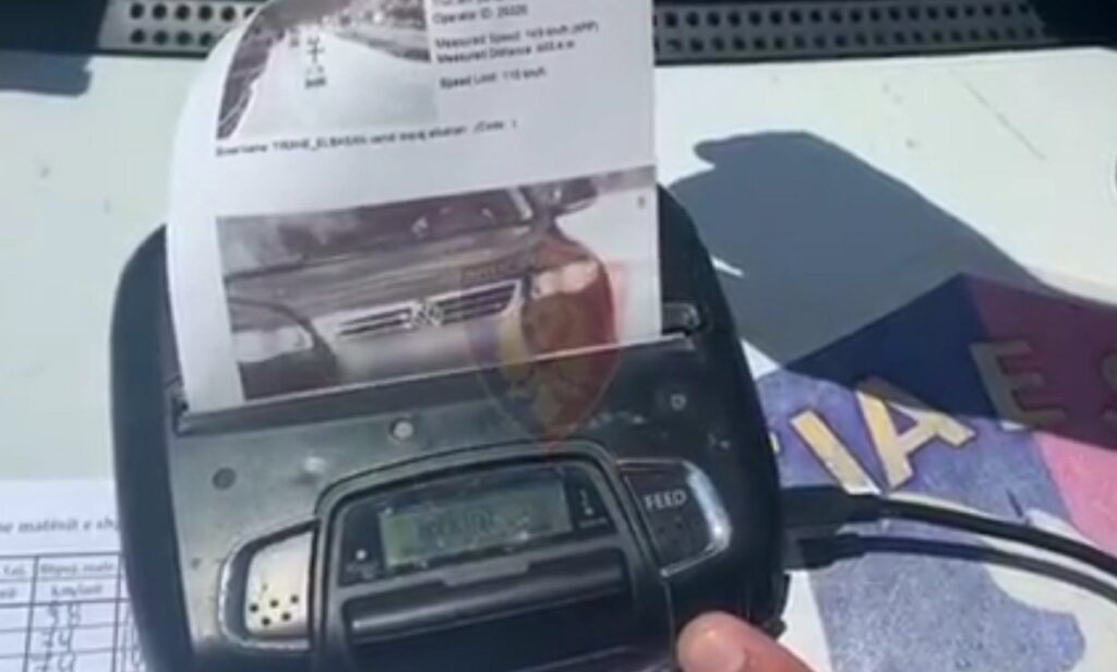 Kontrollet me dronë e automjete pa logo, 9 shoferë të arrestuar gjoba