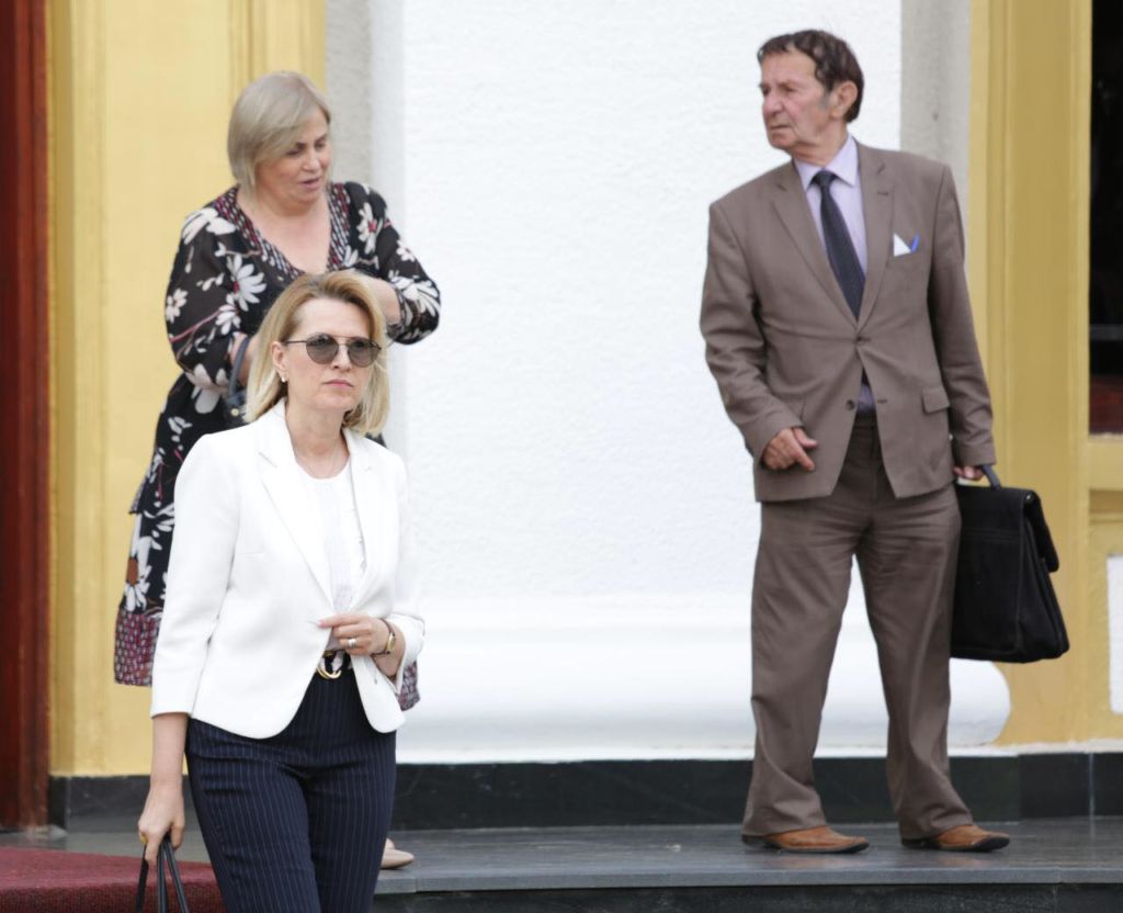 parlament 17