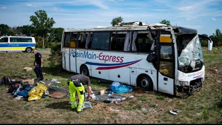 Autobusi nga Serbia del nga rruga në Gjermani, plagosen 19 persona, 9 në gjendje të rëndë 1627667559 9bf338d39da247859e6123249966afbf