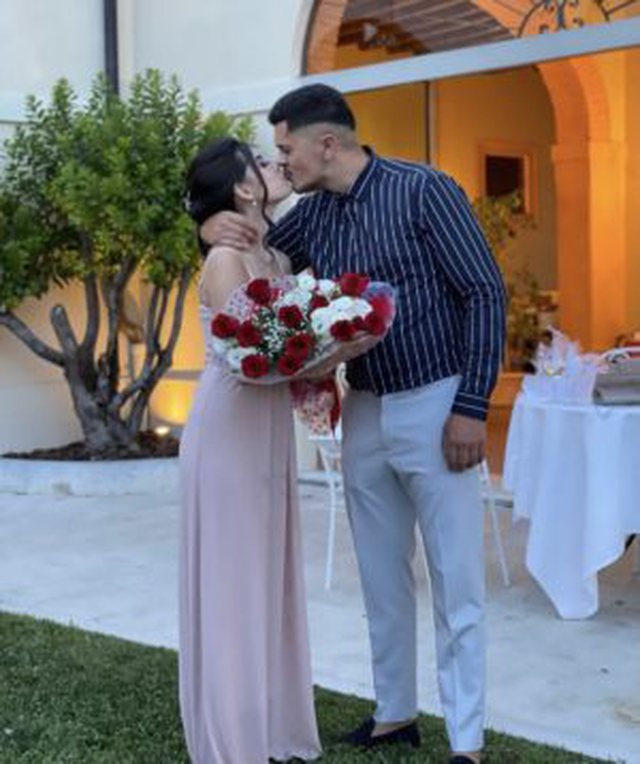 Ish-konkurrentja e ‘Love Story’ shpall fejesën, prezanton njeriun që i ka rrëmbyer zemrën 2 640 0 60ebfe3bd105f
