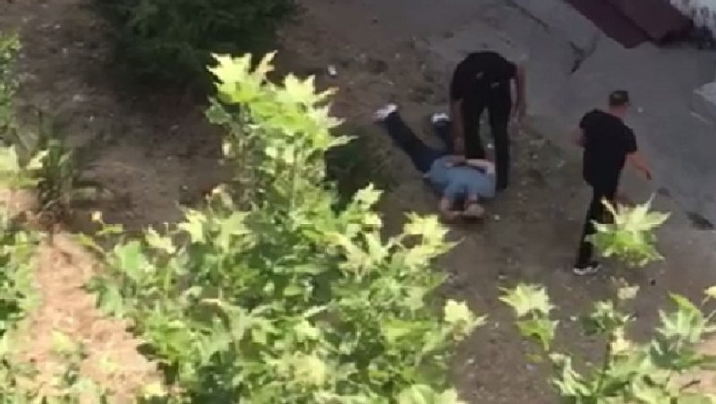 Shtrinë përtokë gazetarin, reagojnë policët: Po na bëhej pengesë për zhvillimin e operacionit 800 0 61027afc7d380