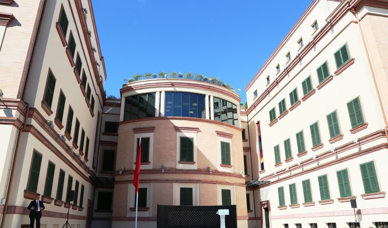 Lëvizje në Ministrinë e Brendshme, Çuçi shkarkon nga detyra zyrtaren e lartë (Emri) 800 0 737431585b4c030e4ab92fb915a912a4