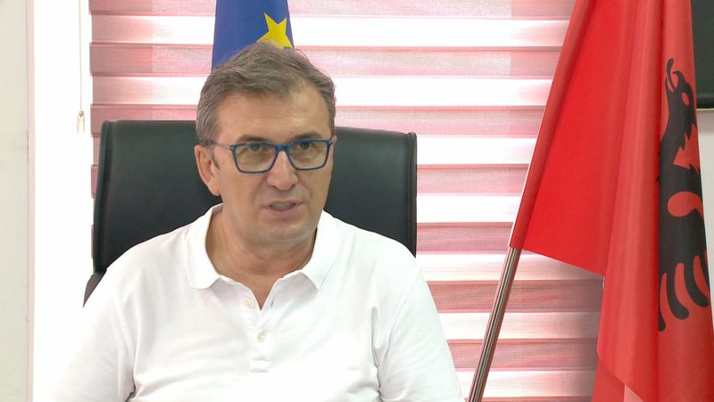 “Delta te dera”, Brataj tregon për rrezikun që na pret: Vaksinohuni, vala tjetër vjen brenda … 800 0 7657f4eed0da8c1dcda70db1f5d7a250