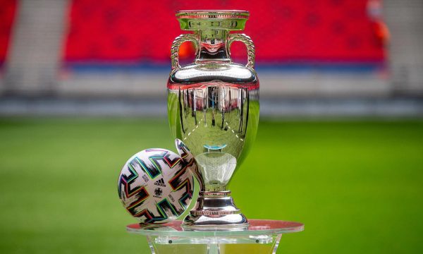 Euro 2020/ Dy supersfida, Itali-Spanjë dhe Angli-Danimarkë, 4 ekipet që duan trofeun Euroo 600x360 1