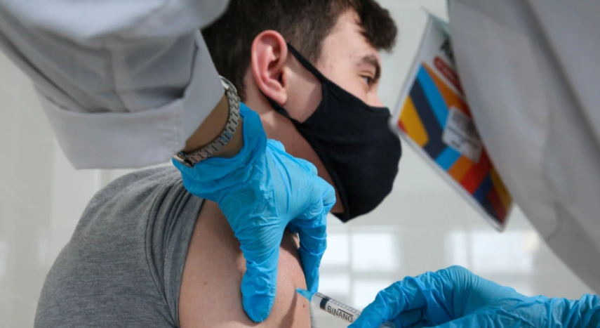 OBSH: COVID-19 duhet të ndalet para se të dalin variante më vdekjeprurëse VAKSINIM 1