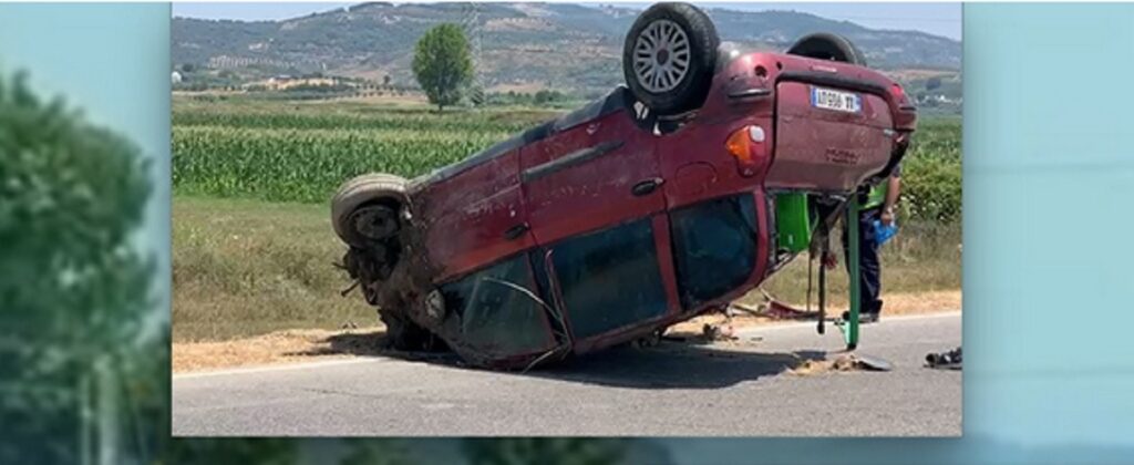 Me shpejtësi të madhe, makina përmbyset në aksin Levan-Tepelenë aksident 2