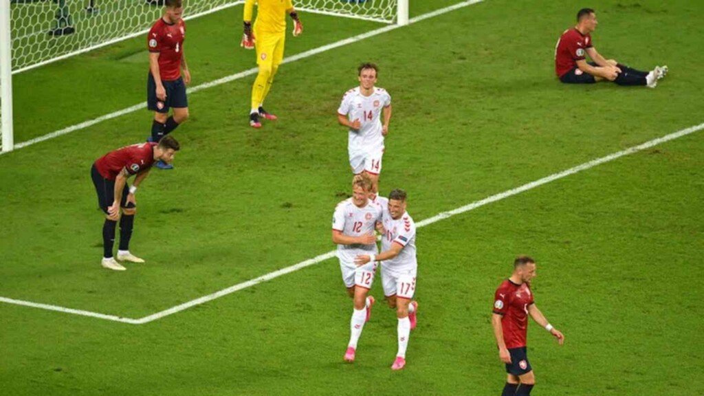 Danimarka mposht Çekinë dhe “fluturon” në gjysmëfinale daneze