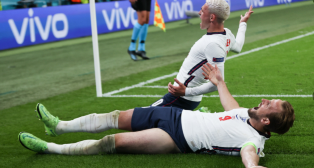 VIDEO/ Anglia në finale pas 55 vitesh, mund Danimarkën dhe sfidon Italinë në finale kane anglia england