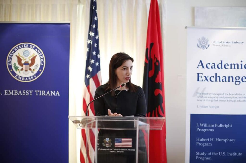 Programi “Fulbright”, Kushi: Përvoja e fituar në SHBA nga pjesëmarrësit shqiptarë, vlerë e shtuar kushi