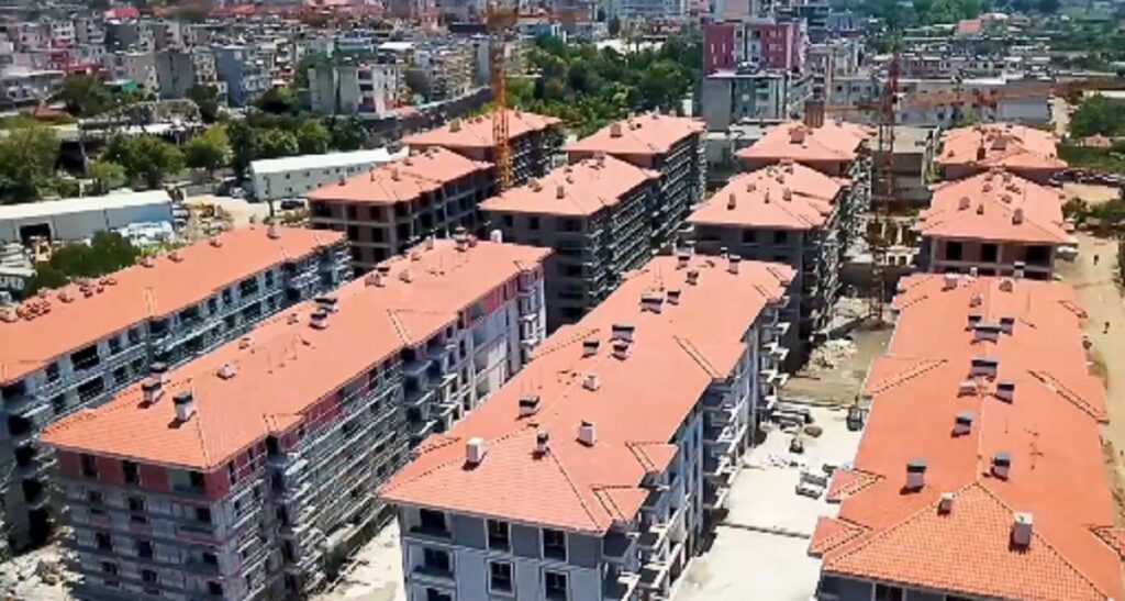 Kantieri i Rindërtimit/ Rama prezanton “zemrën e re të Laçit” laci