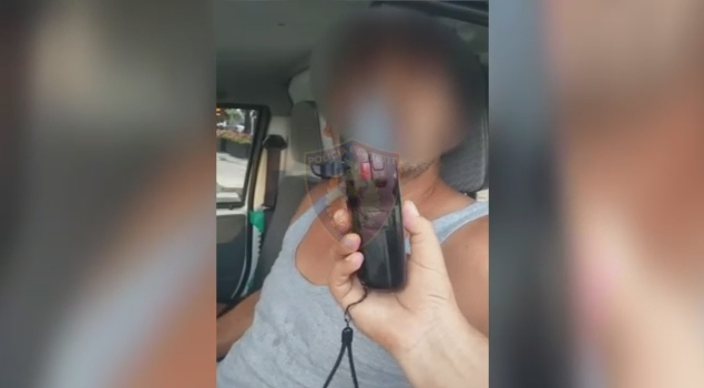 Kontrolle me dronë e kamera, policia vë në pranga 28 shoferë për thyerje të rregullave, hiqen 71 patenta policia kontrolle 1