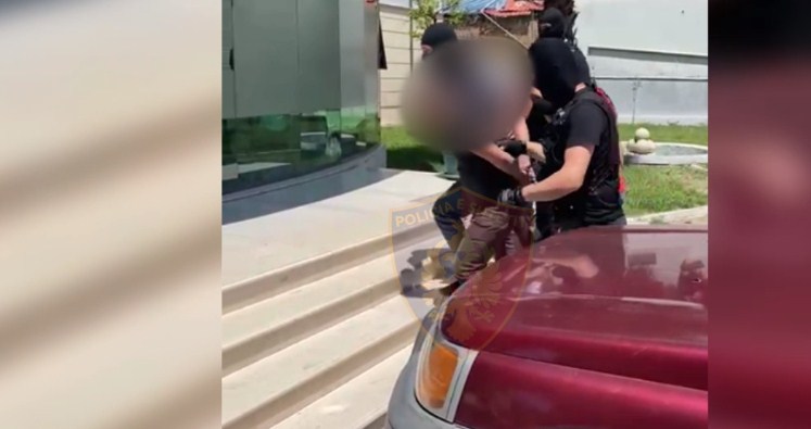 Kapet një sasi e madhe tritoli në Lezhë, arrestohet poseduesi i saj policia lezhe