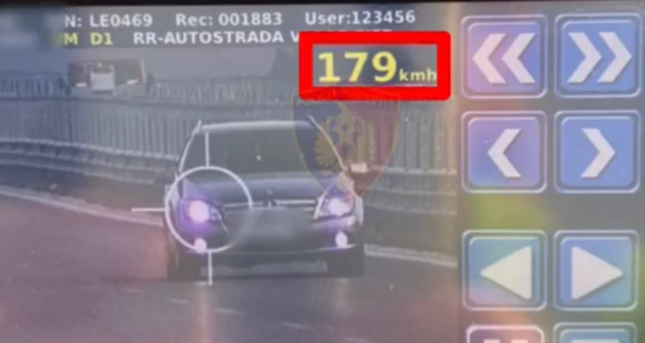 Me shpejtësi “raketë” nga plazhi drejt Fierit, policia ndalon shoferin e “çmendur” shpejtesi makine