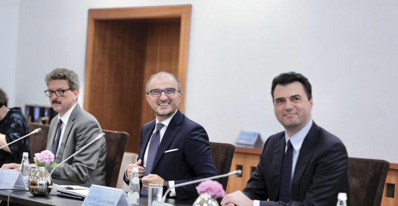 Parlamenti i ri nis punë në shtator, Luigi Soreca takon Lulzim Bashën: Keni rol vendimtar soreca basha
