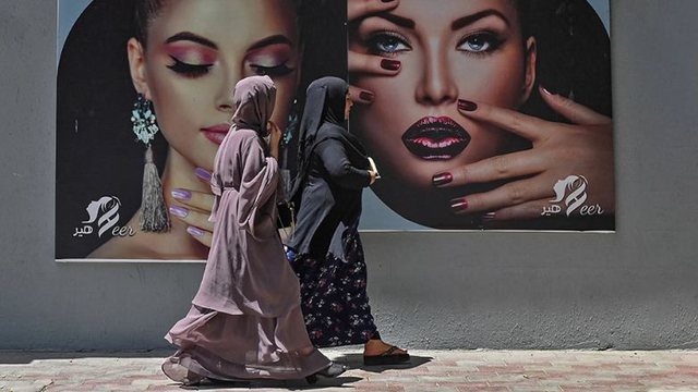 S’kishte veshur burka, talebanët qëllojnë për vdekje një grua 640 0 611e846aa2a9c