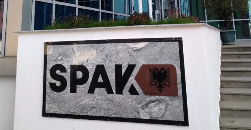Mori 2 mijë euro për të lejuar një ndërtim pa leje, Gjykata e Tiranës çon në SPAK inspektorin e policisë 800 0 6128b8fcc1461
