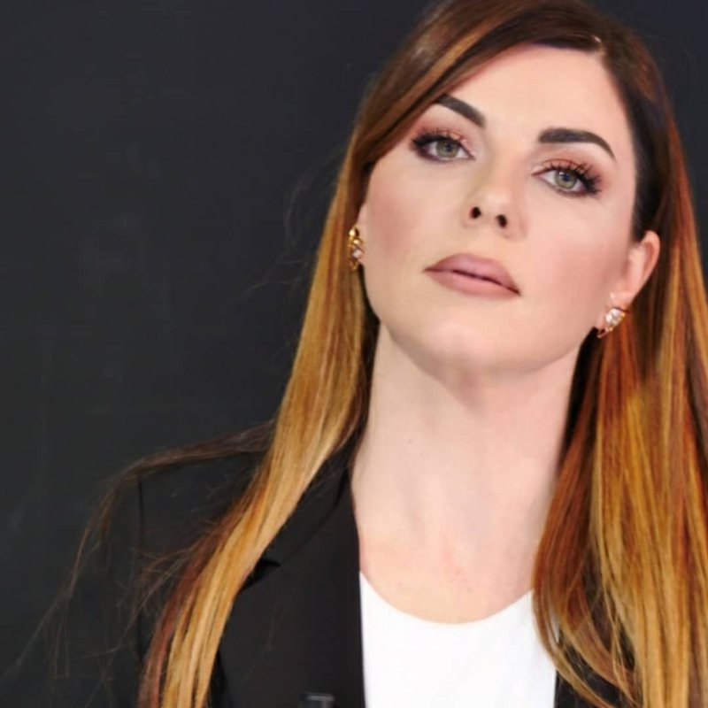Jonida Shehu në zi, njofton humbjen e njeriut të shtrenjtë: S’di si jetohet pa të! Shpirti im! (FOTO) 800 0 612b74f0ee032