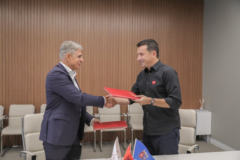 Çerdhe dhe kopshte në vendin e punës; Bashkia Tiranë mban premtimin, Veliaj: “Sot po bëjmë një revolucion” 800 0 90160e22df54ee1005ba39e0d73db07b