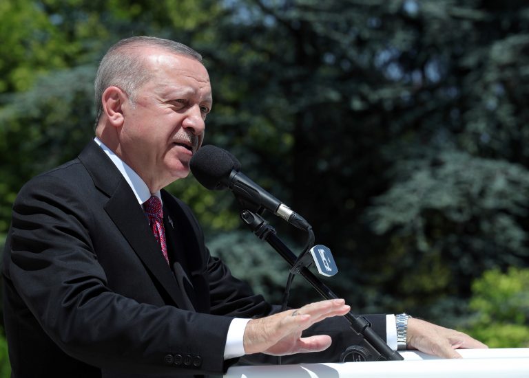 Erdogan i prerë: Nuk do të pranojmë refugjatë nga Afganistani, mbyllet kufiri me Iranin IYZZOLOI6ZMRXL7ITAHVSQ6PC4 768x550 1