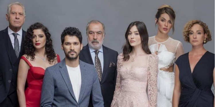 U bë pjesë e një seriali turk, ish miss-i shqiptar zbulon projektet e reja Misi 750x375 1