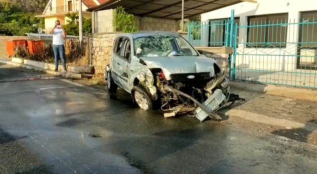 Aksident me vdekje në Lezhë-Milot, mjeti përplaset me bordurën anësore, humb jetën shoferi Screenshot 9 22