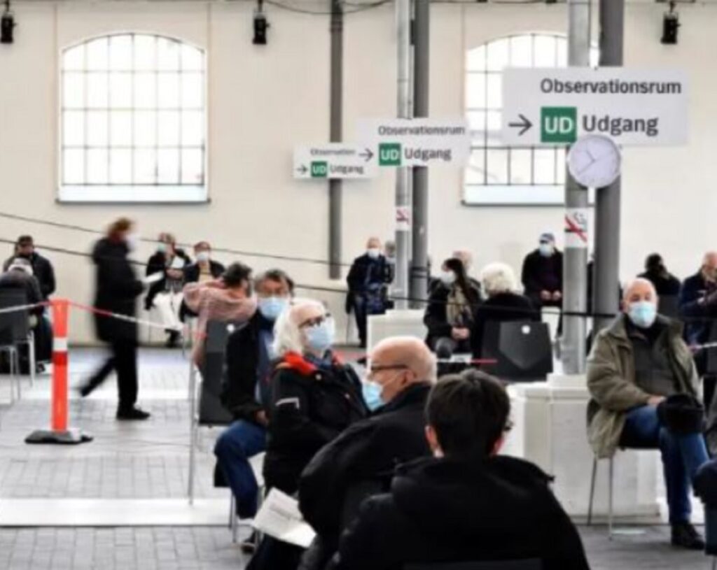 Danimarkë, nga e shtuna nuk do të përdoret më maskë në transportin publik danimarkkk