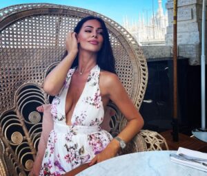 Modeli italian dedikime dashurie për shqiptaren: Me ty po jetoj përrallë 1 errjona 2 e1626714814176