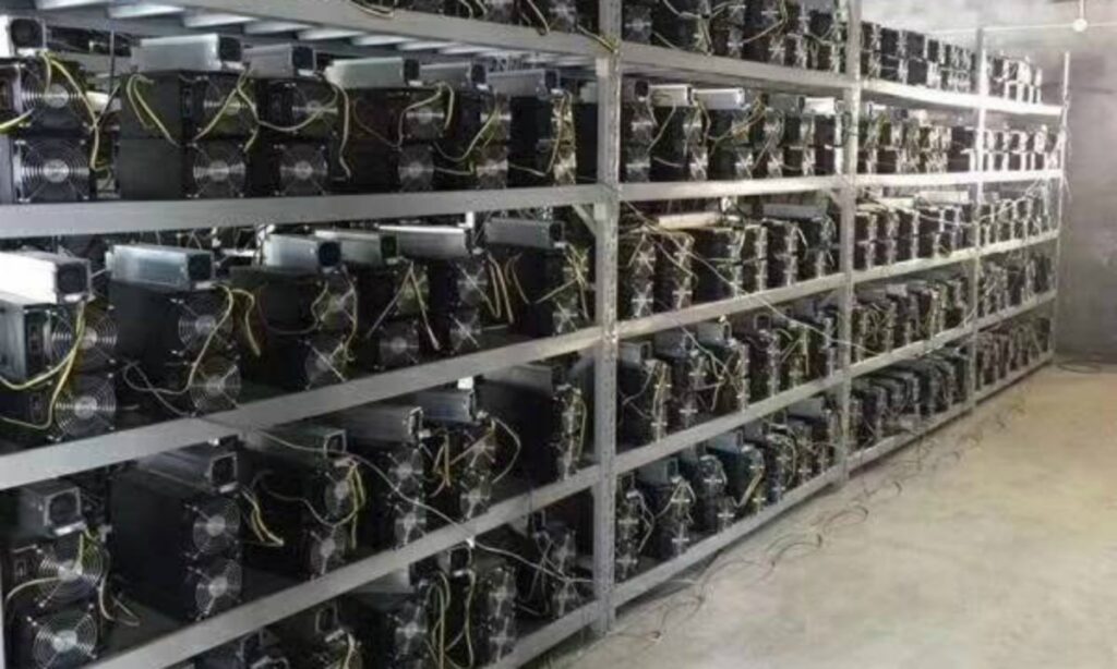 Zbulohet “miniera” e prodhimit të BitCoin në Drejtorinë e Policisë! Shkarkohet nga detyra punonjësi… mining machines in China