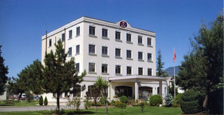 A kërcënohet Shqipëria nga sulmet terroriste?! Raporti i SHISH: Potencialisht të mundshme. Të dënuarit për akte të tilla kanë tendenca radikalizimi ndertesa