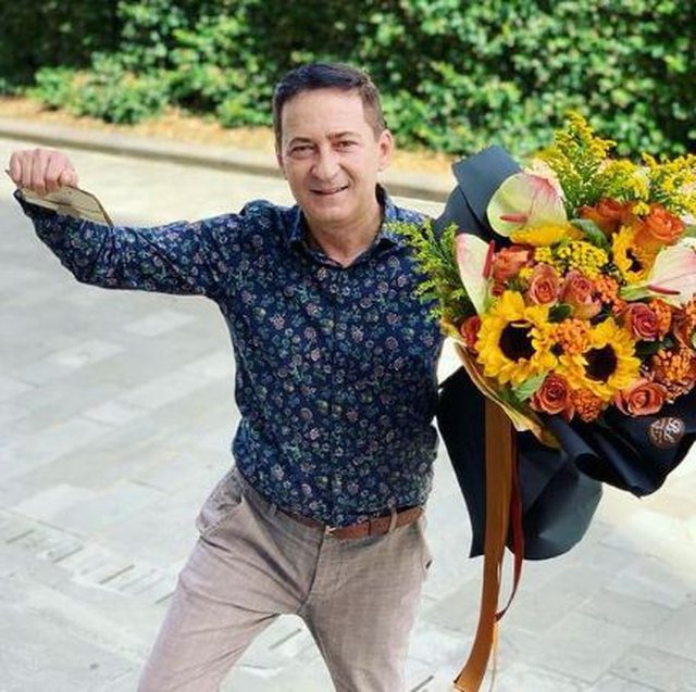 Arjan Konomi i surprizon të gjithë me look-un e tij të ri (Foto) 1 640 0 613876d3c143d