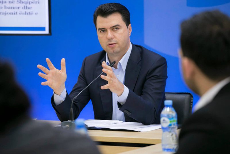 Gazetari zbulon detaje: Ja çfarë e priste nëse nuk e përjashtonte Sali Berishën… 800 0 61557c5509ee5