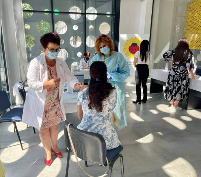 Nis vaksinimi antiCOVID në çdo universitet të vendit 82B7B783 2BF3 481E 837E A8D674EAD523