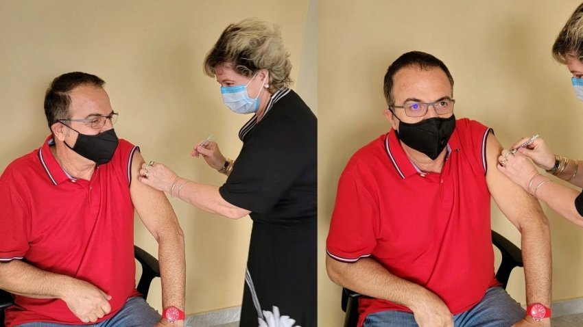 Ardit Gjebrea ka zgjedhur të vaksinohet, merr dy dozat e vaksinës, publikon foton për të dhënë shembullin e tij Ardit Gjebrea